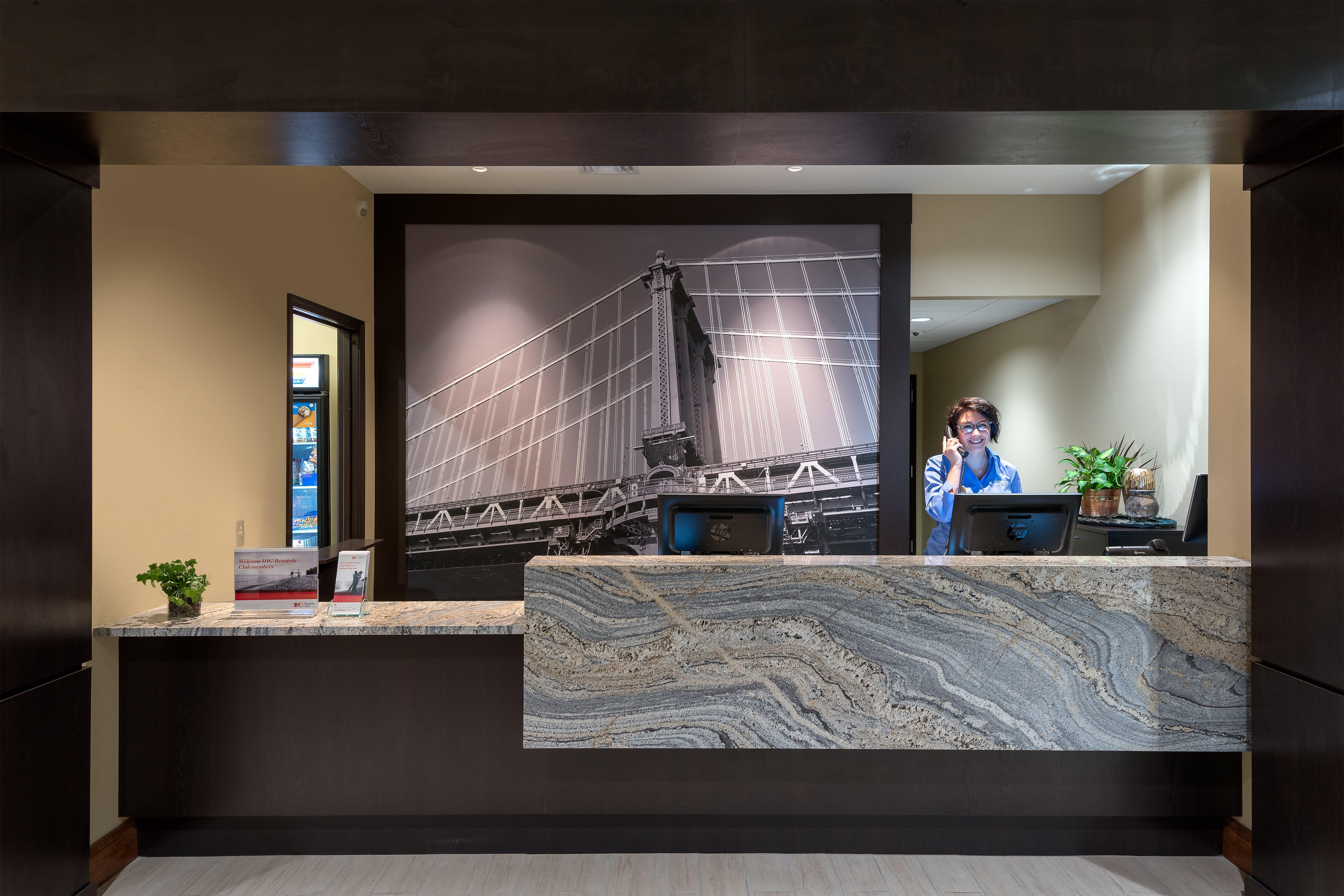 Staybridge Suites Eau Claire - Altoona By Ihg Luaran gambar