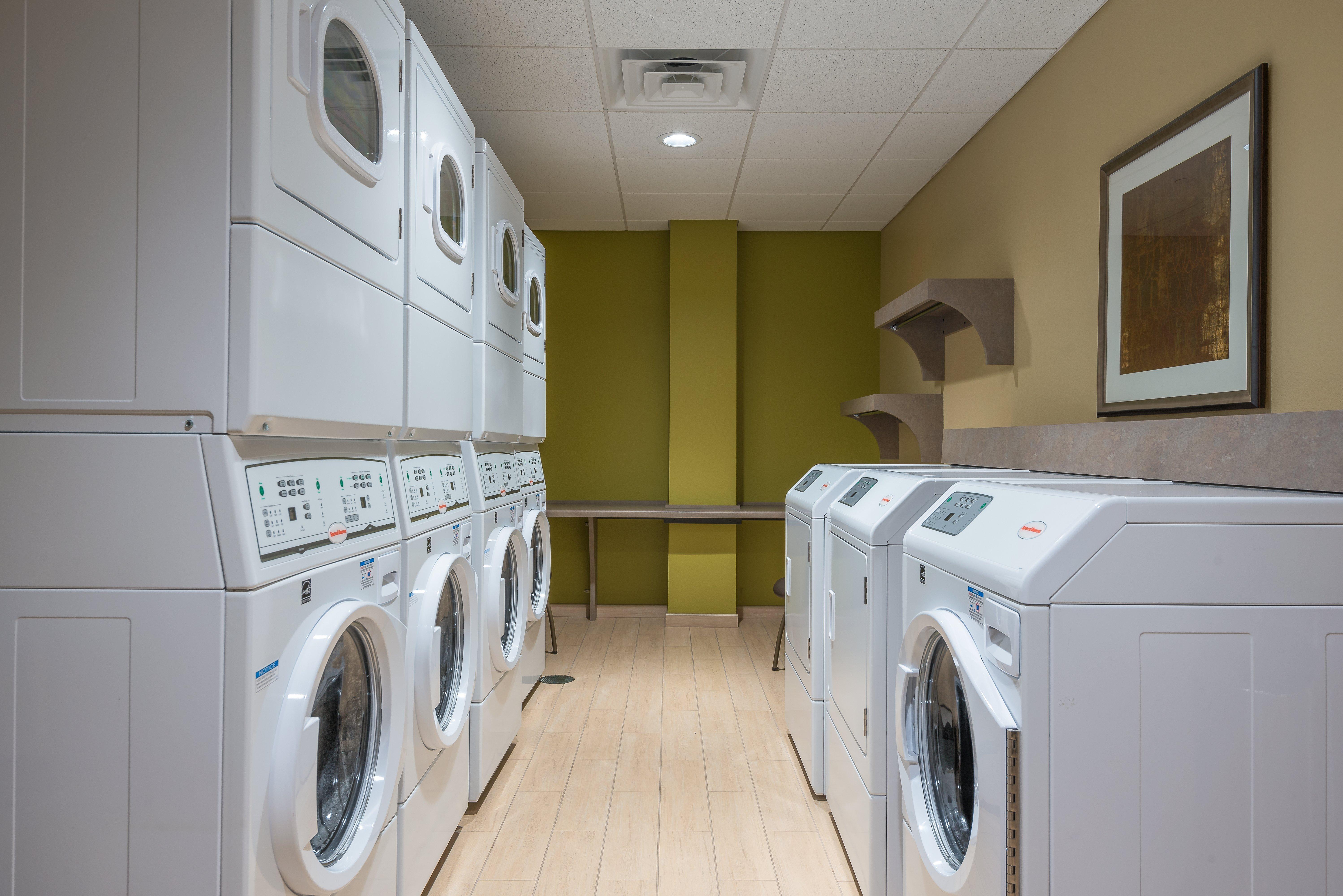 Staybridge Suites Eau Claire - Altoona By Ihg Luaran gambar